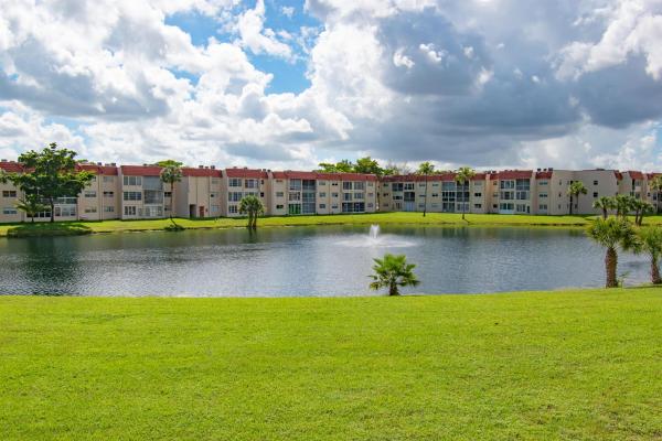 Sunrise Lakes 1, 2750 Sunrise Lakes Dr #210, Sunrise, Florida 33322, image 1