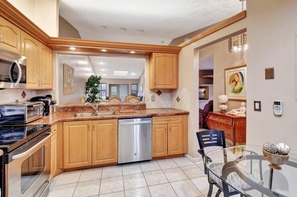 Palm Chase Lakes, 10057 Andrea Ln, Boynton Beach, Florida 33437, image 1