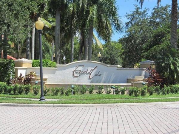 Emerald Isle At Laguna Lakes, 4271 San Marino Blvd #104, West Palm Beach, Florida 33409, image 1