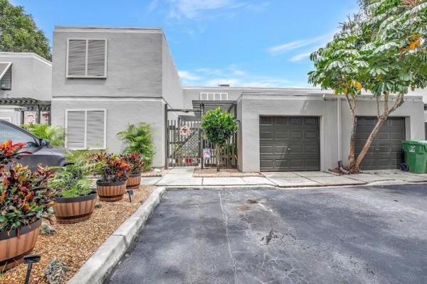 Villas Lakes, 1641 NW 113th Ave, Pembroke Pines, Florida 33026, image 1
