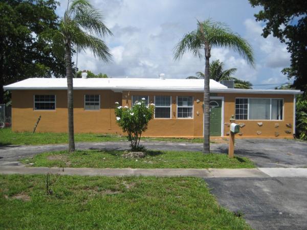 Bonnie Loch, 3851 NW 3rd Ter, Deerfield Beach, Florida 33064, image 1