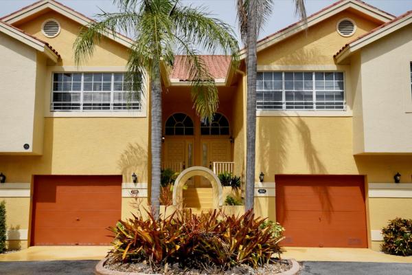 Cabana Bay Village, 2121 S Ocean Blvd #804, Lauderdale By The Sea, Florida 33062, image 1