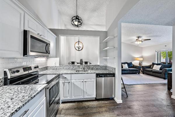 Chasewood North, 6559 Chasewood Dr #E, Jupiter, Florida 33458, image 1