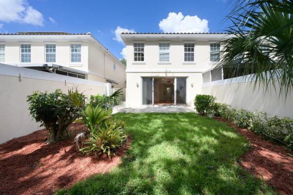 Catalina Lakes, 172 Santa Barbara Way, Palm Beach Gardens, Florida 33410, image 2