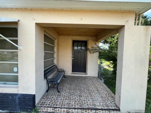 Pinewood, 1010 S 7th St, Fort Pierce, Florida 34950, image 1