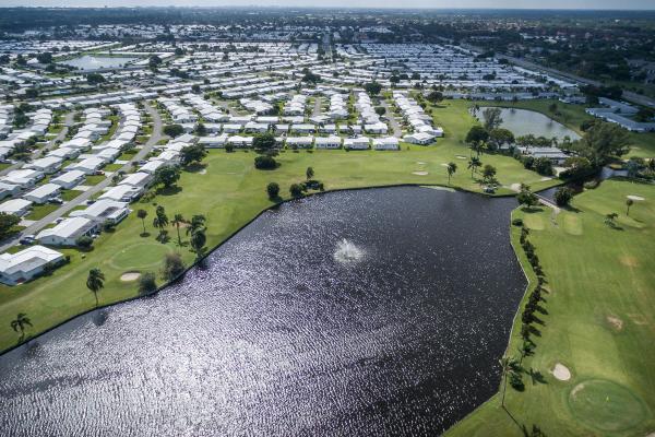 Leisureville Lake, 1119 Lake Ter #115, Boynton Beach, Florida 33426, image 2