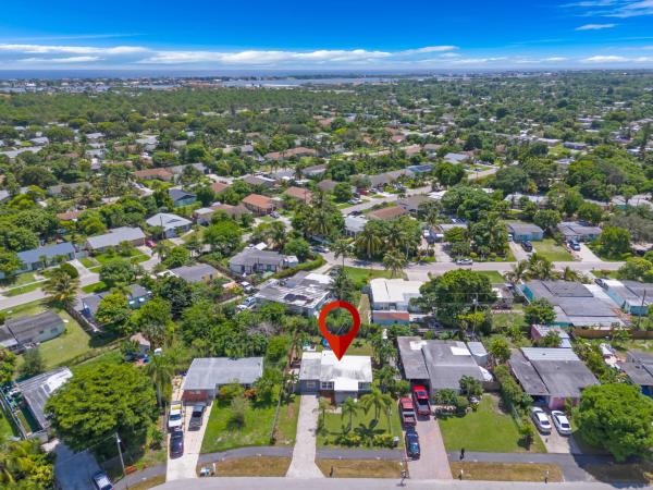 San Castle, 400 Tulip Tree Dr, Lake Worth, Florida 33462, image 1