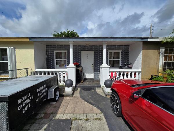 Villa Del Trio, 5902 S 38th St, Greenacres, Florida 33463, image 1