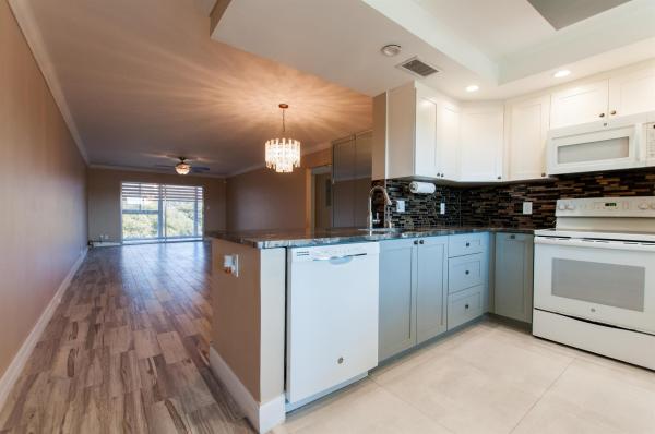 Eleuthera Village, 1804 Eleuthera Pt #M4, Coconut Creek, Florida 33066, image 1