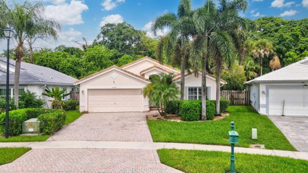 Crescent Lakes, 22759 Royal Crown Ter, Boca Raton, Florida 33433, image 1