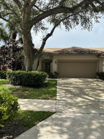 Water's Edge At Lake Charleston, 7507 Rockbridge Cir, Lake Worth Beach, Florida 33467, image 1