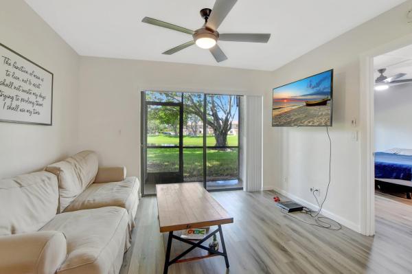 Kensington Walk, 6660 Somerset Dr #102, Boca Raton, Florida 33433, image 2