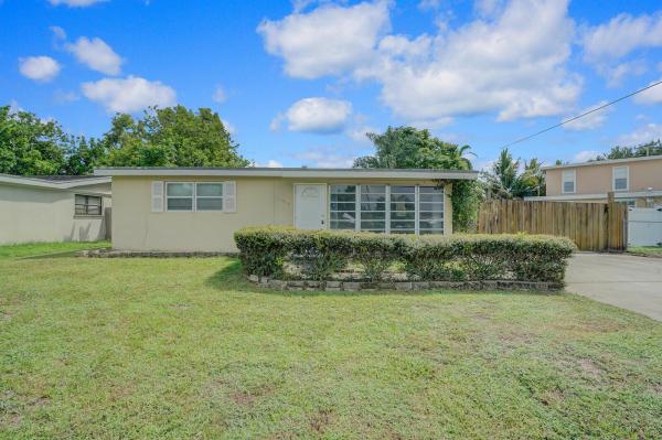Palm Beach Colony, 11686 Oleander Dr, Royal Palm Beach, Florida 33411, image 1