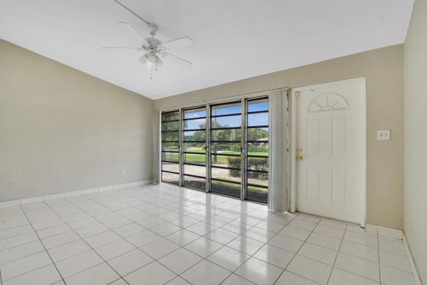 Palm Beach Colony, 11686 Oleander Dr, Royal Palm Beach, Florida 33411, image 3