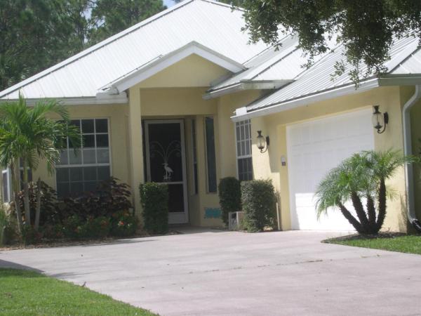 Meadowood Golf & Tennis Club, 9413 Poinciana Ct, Fort Pierce, Florida 34951, image 1
