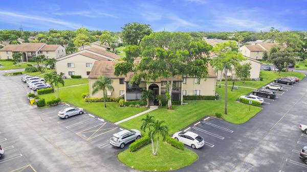 Pine Ridge North 1, 533 Shady Pine Way #A2, Greenacres, Florida 33415, image 3