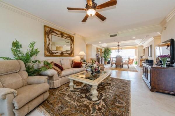 Spyglass Walk, 17031 Boca Club 085a Blvd #085a, Boca Raton, Florida 33487, image 1