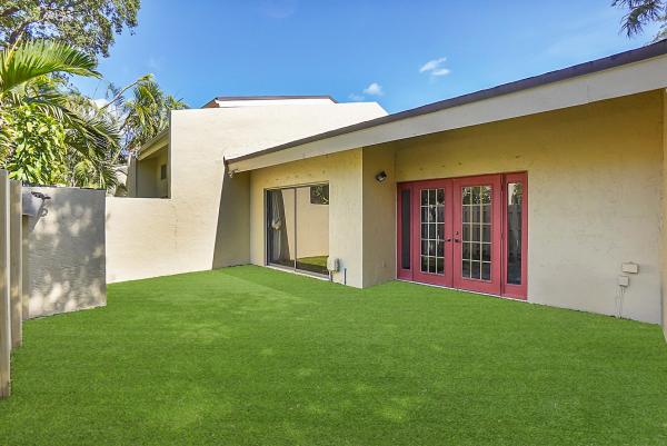 The Woodlet, 1400 NW 9th Ave #C-15, Boca Raton, Florida 33486, image 2