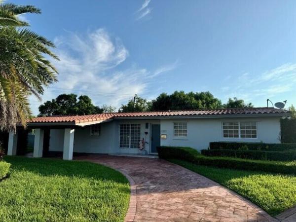 Coral Park Estates, 1701 SW 92nd Ct, Westchester, Florida 33165, image 1