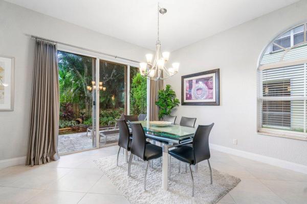 Barefoot Cove Townhomes, 140 Barefoot Cv, Hypoluxo, Florida 33462, image 2