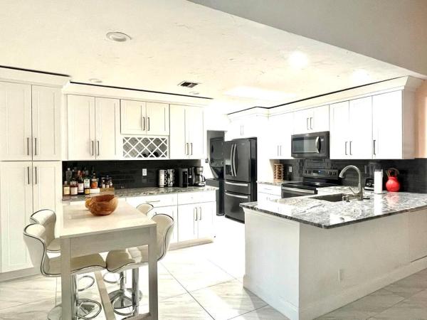 Waterview Estates, 3002 Waterview Cir, Palm Springs, Florida 33461, image 1