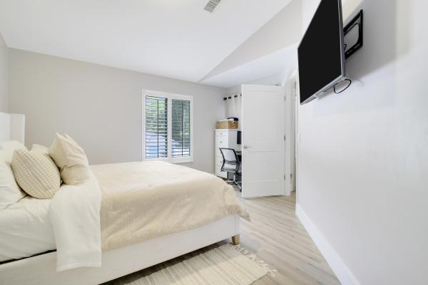 107 Harbour Pointe Way, Greenacres, Florida 33413, image 1