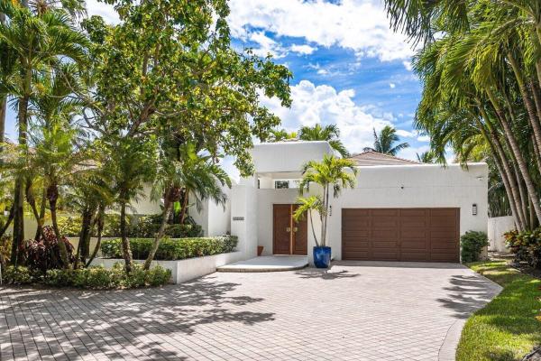 Coral Cove At The Polo Club, 17211 Coral Cove Way, Boca Raton, Florida 33496, image 1