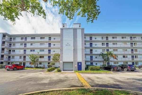 8600 N Sherman Cir #203, Miramar, Florida 33025, image 1