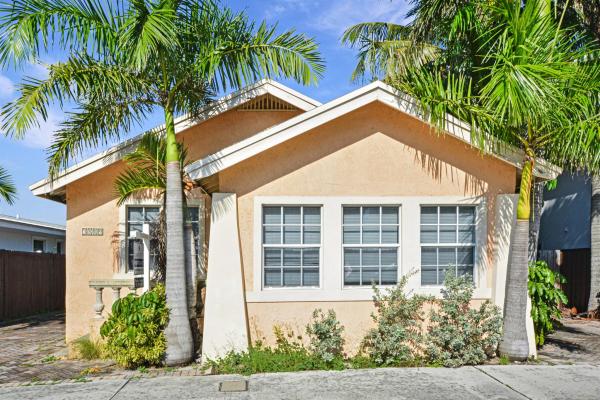 Estates Of South Palm Beach, 3809 S Olive Ave, West Palm Beach, Florida 33405, image 1