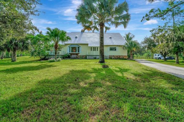 Homeland, 5212 Homeland Rd, Lake Worth Beach, Florida 33449, image 1
