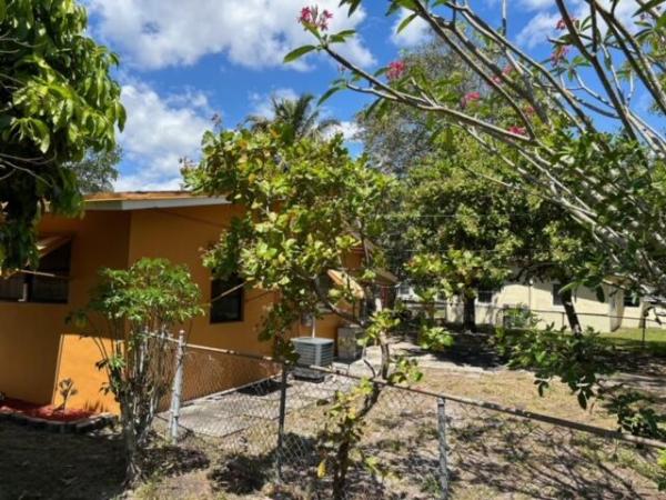 Lauderdale Villas, 1536 NW 15th Ave, Fort Lauderdale, Florida 33311, image 1