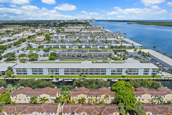 Sandpiper, 120 Lehane Ter #104, North Palm Beach, Florida 33408, image 1
