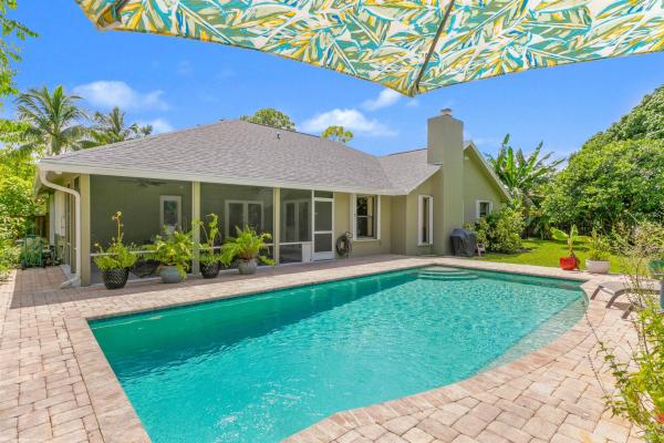 Pinewood East 2 Of Wellington, 12171 Old Country Rd, Wellington, Florida 33414, image 1