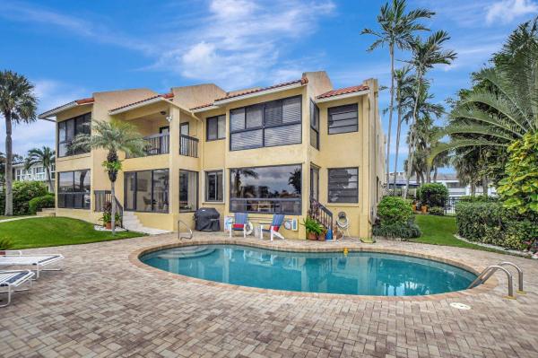 Casa Del Lago, 1015 Bel Air Dr #2, Highland Beach, Florida 33487, image 1