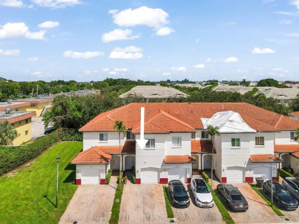 Bella Vista, 2996 NW 35th Ave #2996, Lauderdale Lakes, Florida 33311, image 1