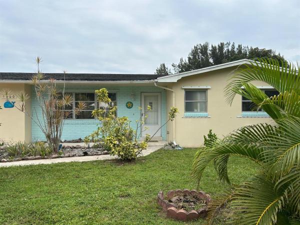 Lakewood Park, 5900 Killarney Ave, Fort Pierce, Florida 34951, image 1