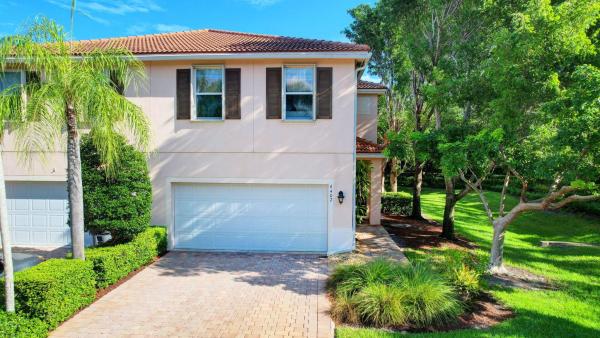 Azura Townhouses, 6407 Azura Lake Rd, Lake Worth Beach, Florida 33463, image 1