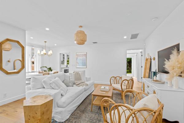 Belle Vue, 935 Avon Rd, West Palm Beach, Florida 33401, image 1
