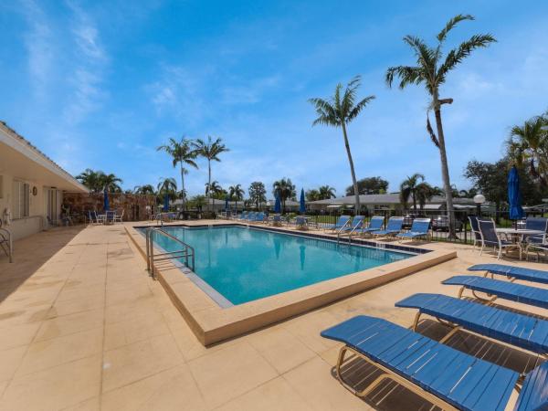 Pine Point Villas, 3311 Loren B Rd #B, Boynton Beach, Florida 33435, image 1