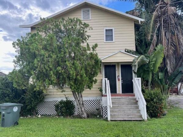 Belle Glade No HOA, 15 NW Avenue D, Belle Glade, Florida 33430, image 1