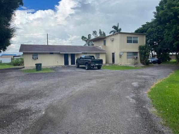 801 SE Avenue F, Belle Glade, Florida 33430, image 1