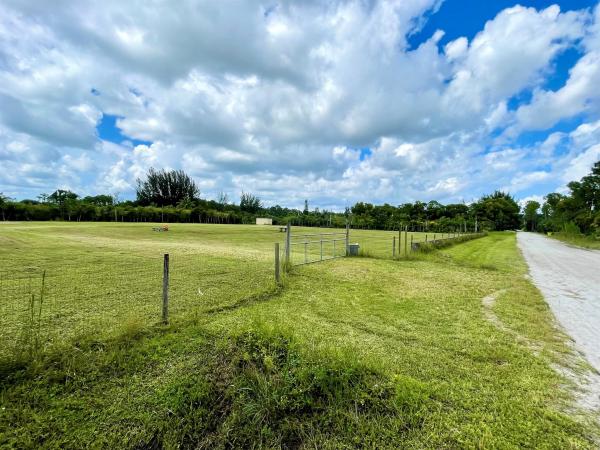 Loxahatchee Groves, 4095 Global Trl, Loxahatchee, Florida 33470, image 1