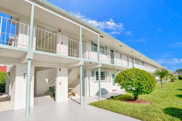 Leisureville Lake, 1117 Lake Ter #107, Boynton Beach, Florida 33426, image 1