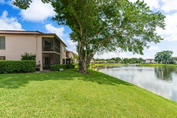 The Vistas Of Boca Lago, 21597 Juego Cir #6e, Boca Raton, Florida 33433, image 1