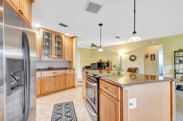 Florida Gardens, 8 W Cypress Rd, Lake Worth, Florida 33467, image 1