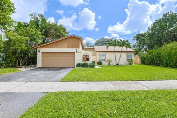 Gates Of Hillsboro, 208 NW 40th Ter, Deerfield Beach, Florida 33442, image 1