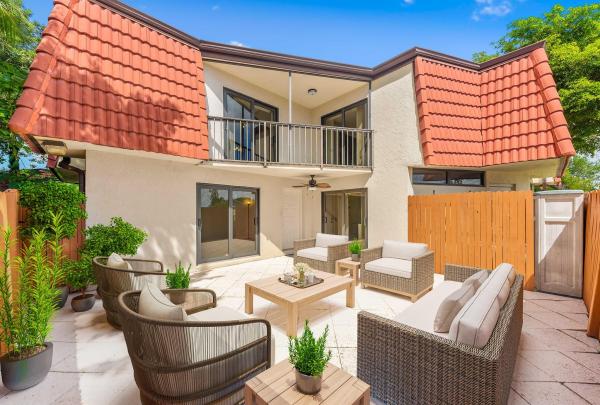Somerset, 3648 Victoria Dr, West Palm Beach, Florida 33406, image 1