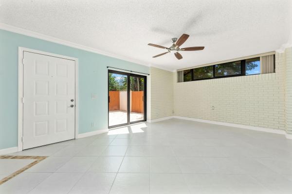 Somerset, 3648 Victoria Dr, West Palm Beach, Florida 33406, image 2