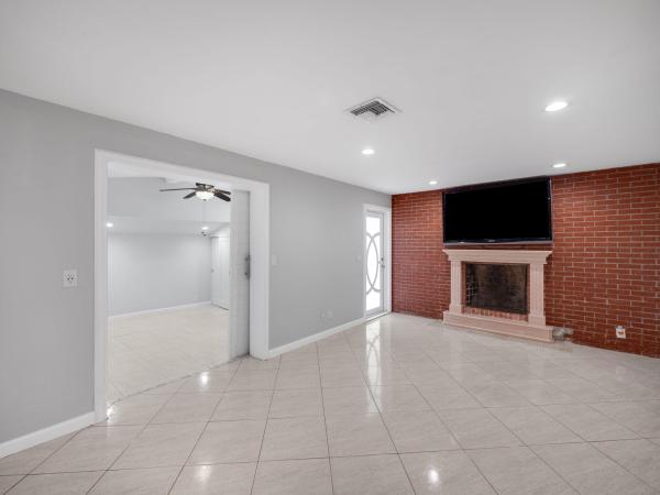 Forest Hill Village, 5538 Forest Hill Blvd, West Palm Beach, Florida 33415, image 3