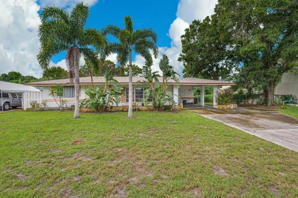 Orange Blossom Estates, 1925 Royal Palm Dr, Fort Pierce, Florida 34982, image 1